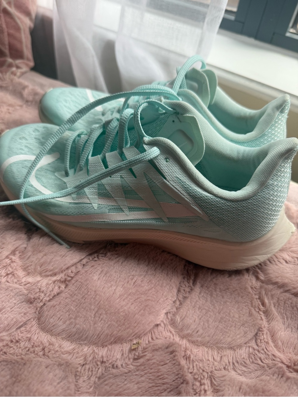 Nike Rival Fly Women’s Mint/White Athletic Running Shoes